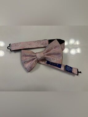Apt. 9 Light Pink Paisley Men's Pre-Tied Bow Tie